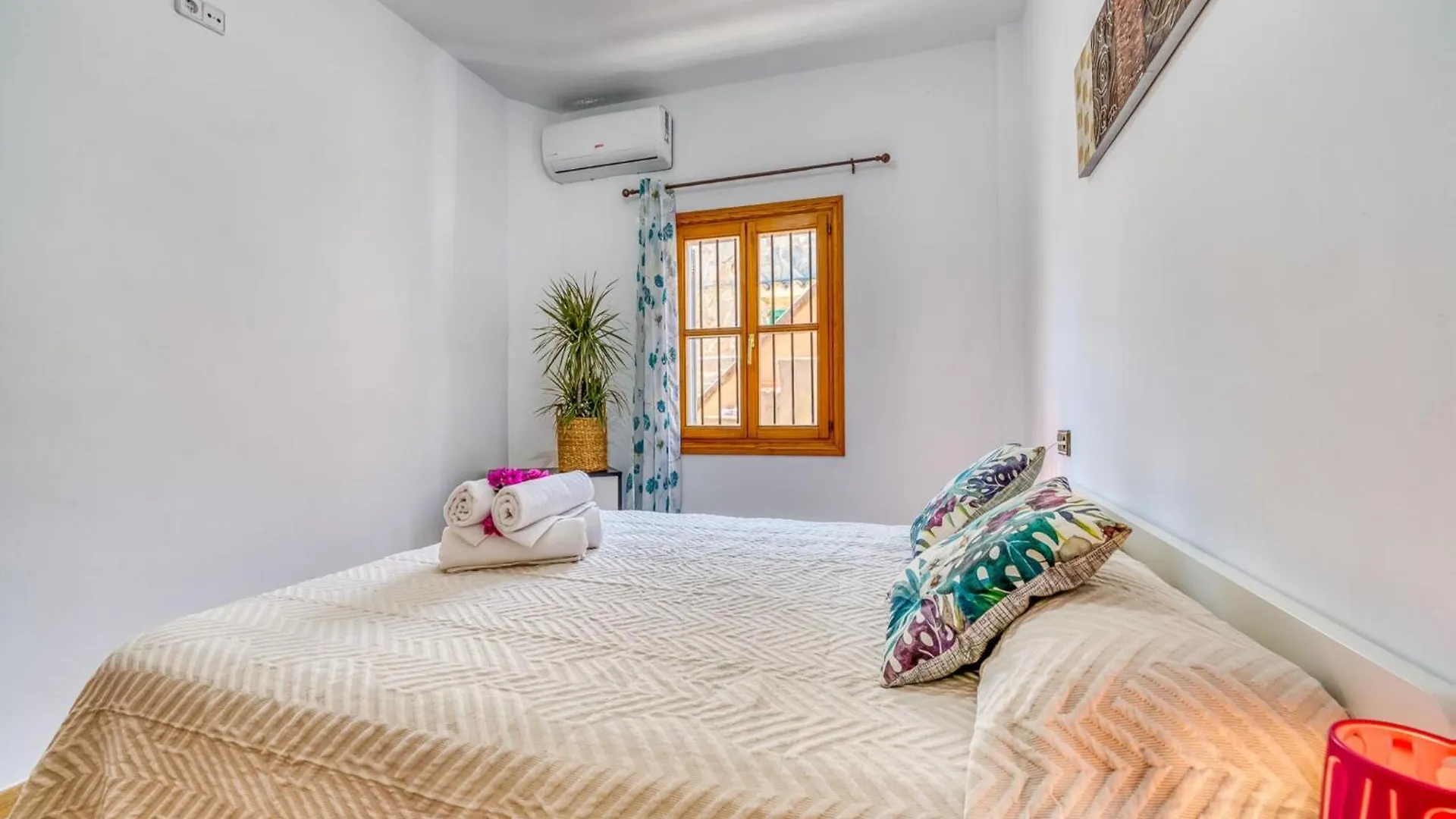 Charming Holiday Home For 6 Guests Alcúdia Španělsko